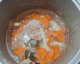 Foto langkah ke 2 dari resep Sayur Bening Caisim (Sawi Hijau) Wortel.
