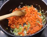 Une image de l'étape 8 de Soupe de navets, carottes, poireau et tomates aux épices tajine.