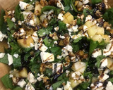 Foto del paso 5 de la receta: Ensalada de espinacas y peras especial