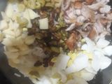 سلطة صيفية لذيذة بالارز