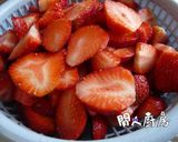 蜂蜜草莓奶昔的食譜步驟2照片