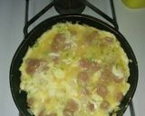 Foto del paso 8 de la receta: Huevos con salchichas y queso
