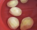 A picture of step 1 of Zig zag fun crunchy fries.
