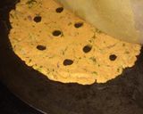 भाजणीचे थालीपीठ (thalipeeth recipe in marathi) रेसिपी स्टेप 4 फोटो 