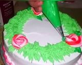 A picture of step 14 of 3 pounds fresh pineapple cake.