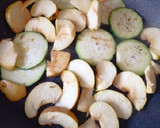 Foto del paso 2 de la receta: Timbales de verduras 🌈🍆🥒🎃 con mozzarella 🧀 y heura