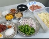 A picture of step 1 of Pita pizza.