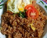 Foto langkah ke 5 dari resep Nasi Goreng Sederhana.