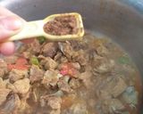 A picture of step 2 of Gosht aloo.