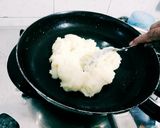 A picture of step 2 of Delicious rice flour phiniya ladoo.