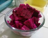 Foto langkah ke 2 dari resep Agar-agar buah naga #2.