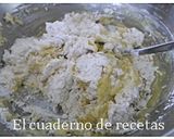 Foto del paso 1 de la receta: Quiche de Cebolla & Piquillos