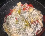 Foto del paso 4 de la receta: Cocochas de Bacalao con Pimientos del Piquillo y Gulas