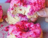 Foto del paso 2 de la receta: Donuts yogur y frambuesa en 5 min