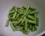 รูปขั้นตอนการทำที่ 1 ของ ผัดกระเพราไก่