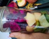 Foto langkah ke 2 dari resep Dragonfruit Apel pokcoy Juice.