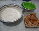 Foto langkah ke 1 dari resep Ayam goreng tepung krispi.