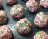 Foto del paso 3 de la receta: Albóndigas en salsa con panceta y chauchas