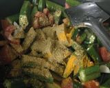 A picture of step 2 of Okhra gravy.