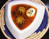 A picture of step 7 of Green Masala Chicken Meatballs With Boiled Eggs.
