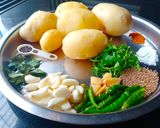 कढी वडा (kadhi vada recipe in marathi) रेसिपी स्टेप 3 फोटो 