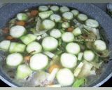 Foto langkah ke 2 dari resep Sop Bumbu Iris Endesss.