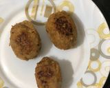 A picture of step 4 of Yam and soya tikki.