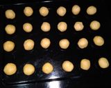 Foto langkah ke 8 dari resep Putri Salju Kacang Mede.