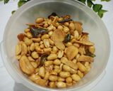 Foto langkah ke 5 dari resep Kacang Bawang Gurih.