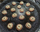 Foto del paso 3 de la receta: Pepas de cacao con dulce de peras express sin manteca