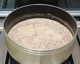 A picture of step 1 of Gajer ki kheer(Carrot Pudding).