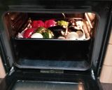 Foto del paso 3 de la receta: Contramuslos de pollo asados en freidora de aire con escalibada