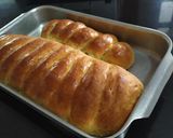 A picture of step 15 of Banana loaf bread.