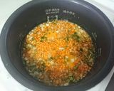 A picture of step 4 of Rice Cooker Ketchup Rice Omurice.