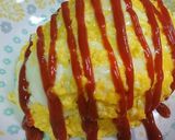A picture of step 9 of Rice Cooker Ketchup Rice Omurice.