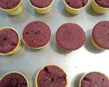 Foto langkah ke 7 dari resep Red Velvet cupcakes zuper enak n soft bangettttt.