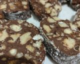 Foto del passaggio 5 della ricetta Salame di cioccolato senza burro🍫