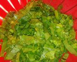 A picture of step 2 of Palak mong daal.