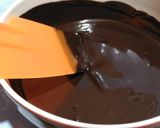 Foto langkah ke 1 dari resep Choco crunch with raisin (37).