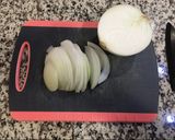 Foto del paso 2 de la receta: Alubias con brócoli y salchicha ahumada con ajo