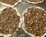 A picture of step 3 of Sheik's traditional Syrian Meat Pies (Sfeeha).