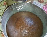 A picture of step 6 of Chocolate cake with whip cream.