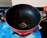 A picture of step 1 of Authentic Bengali Tomato Dates Chutney.