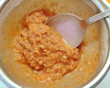 Foto del paso 7 de la receta: Aceite de langostinos