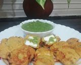 A picture of step 5 of Spicy Paneer Pakora.