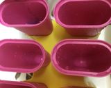 A picture of step 3 of Jamun popsicles.
