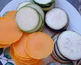 Foto del paso 1 de la receta: Timbales de verduras 🌈🍆🥒🎃 con mozzarella 🧀 y heura