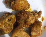 A picture of step 3 of Chicken chezzy Achari parhata.