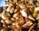 Toasted pumpkin seeds recipe step 3 photo