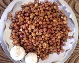 A picture of step 1 of Quick Chana Masala.